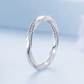Pandora Style Möbius Ring - BSR457!