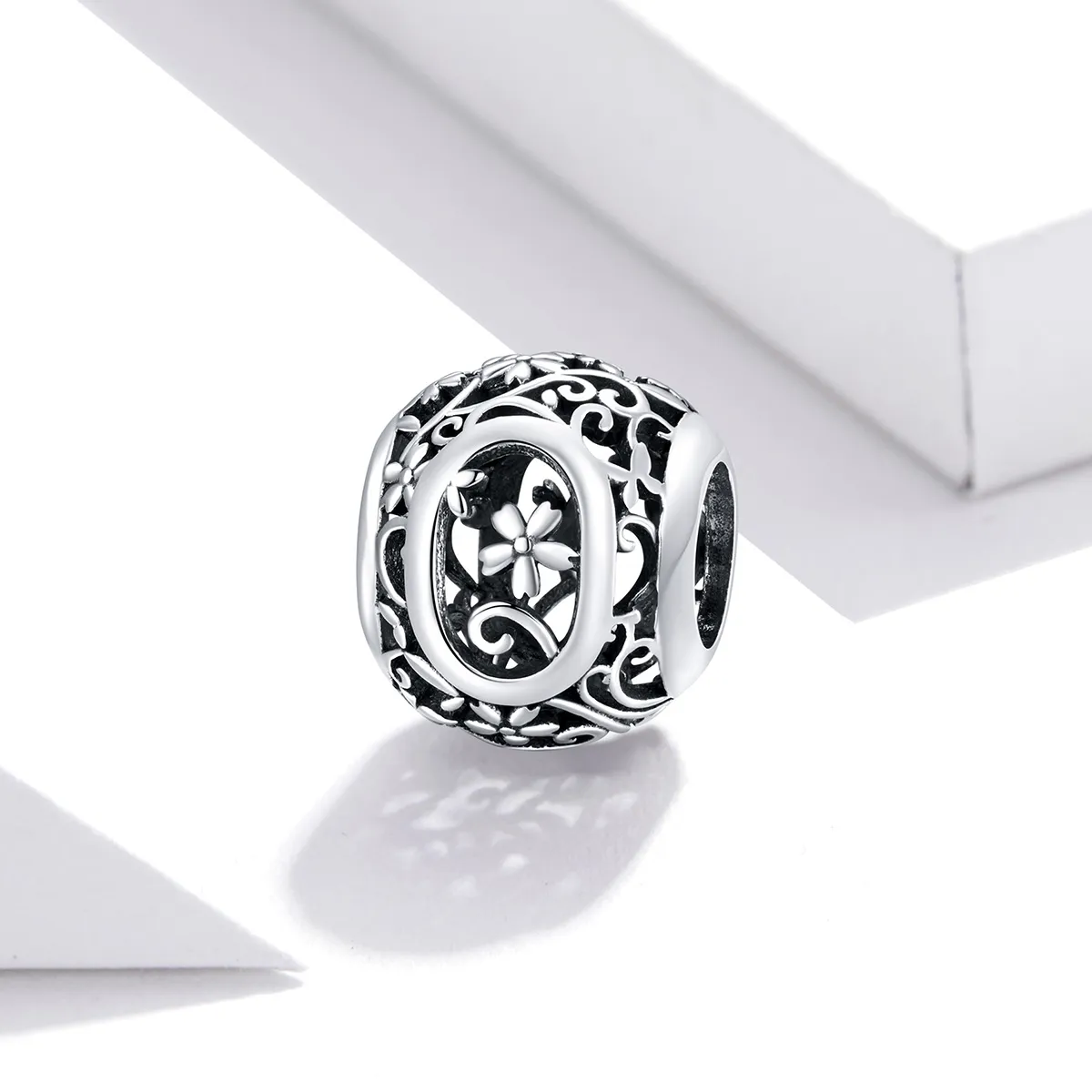 Openwork Flower Letter O Charm - PANDORA Style - SCC1444-O