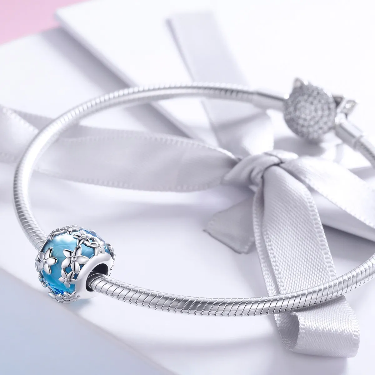 Pandora Style Silver Charm, Aquamarine Daisy's Confession - SCC878