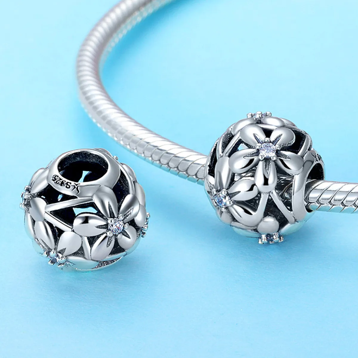 Pandora Style Silver Charm, Flower Shape - SCC729