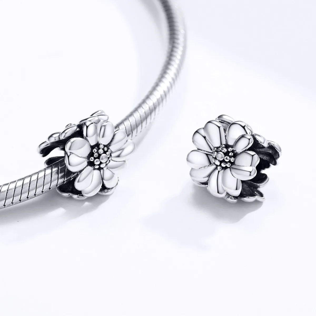 Pandora Style Silver Charm, Three Flowers - SCC1486