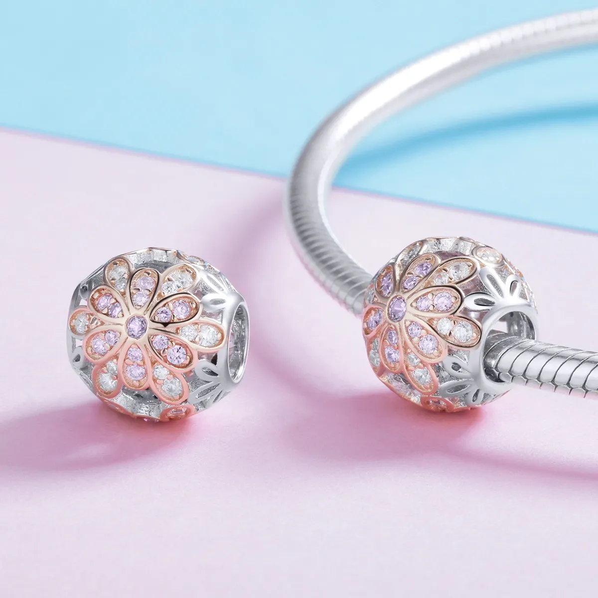 Two Tone Pandora Style Charm, Flowers - SCC922