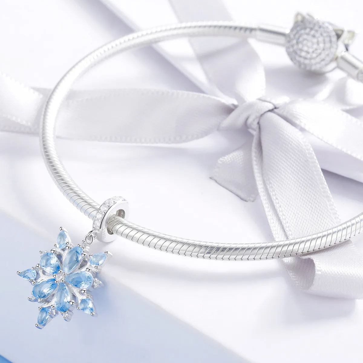 Pandora Style Silver Bangle Charm, Snowflakes - SCC940