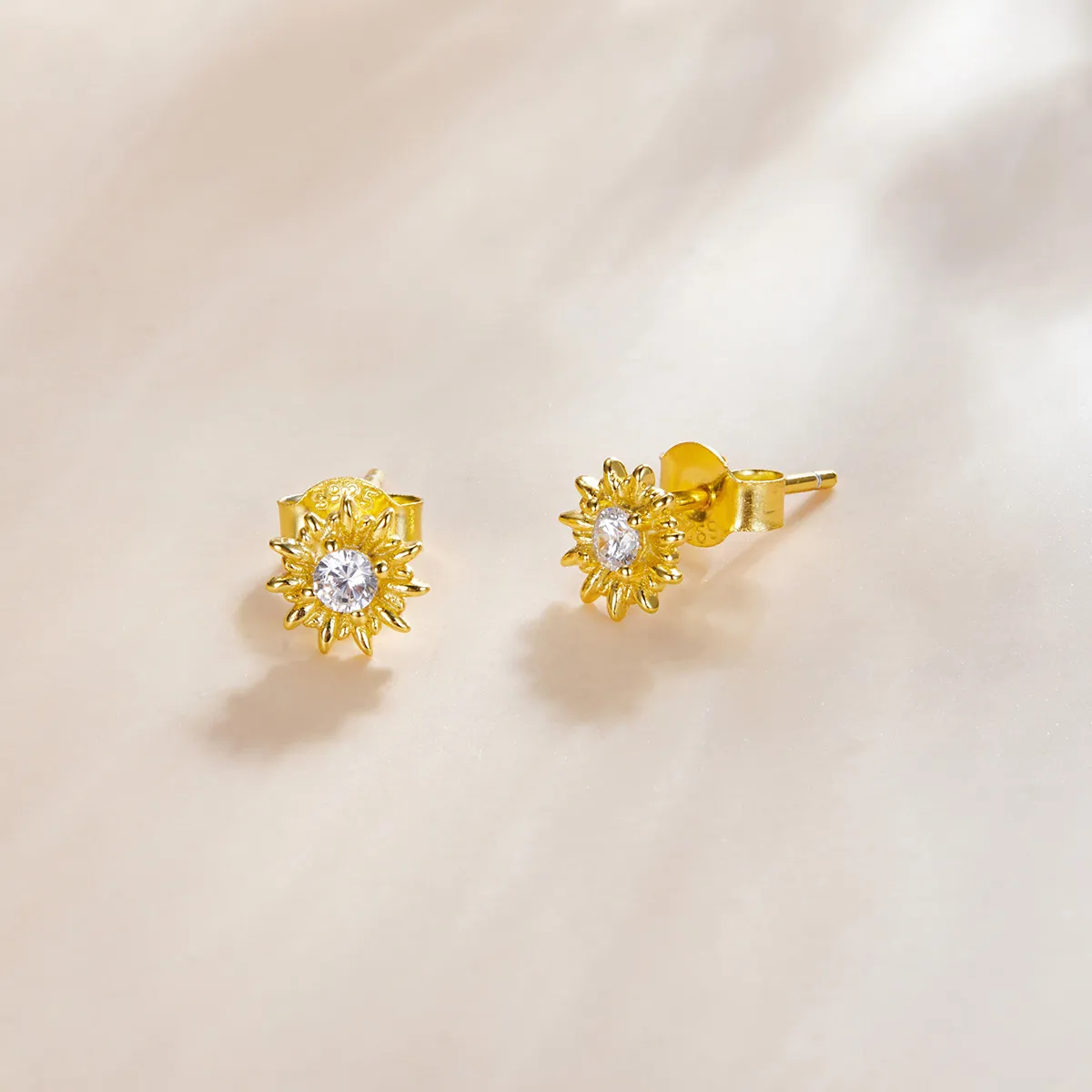 Pandora Style 18ct Gold Plated Stud Earrings, Sunflower - SCE1057