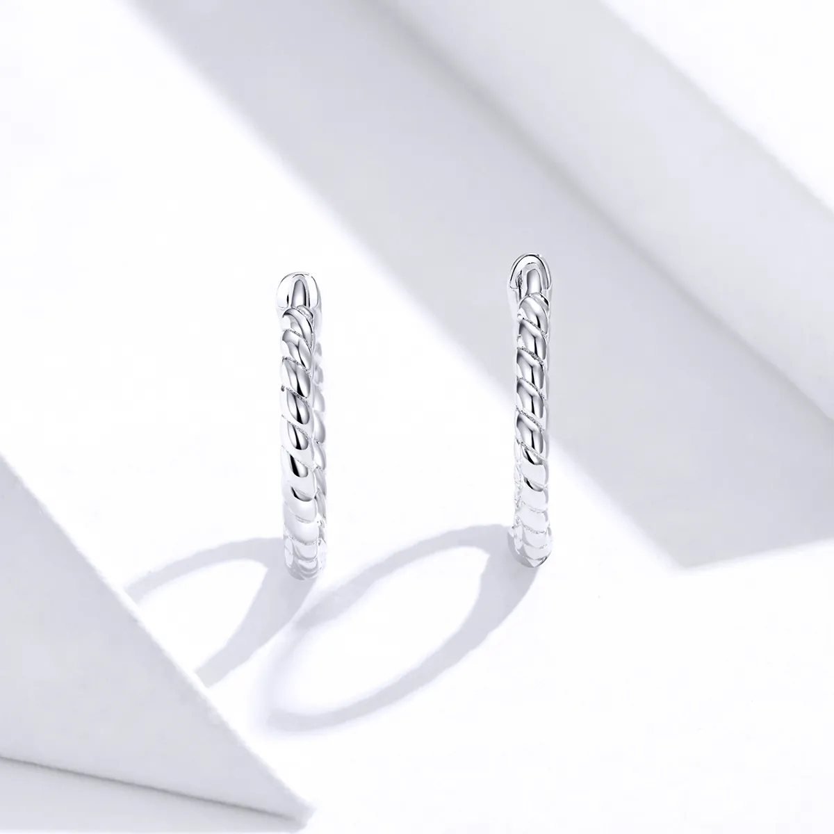 Pandora Style Silver Hoop Earrings, Circle Hemp Rope - SCE841