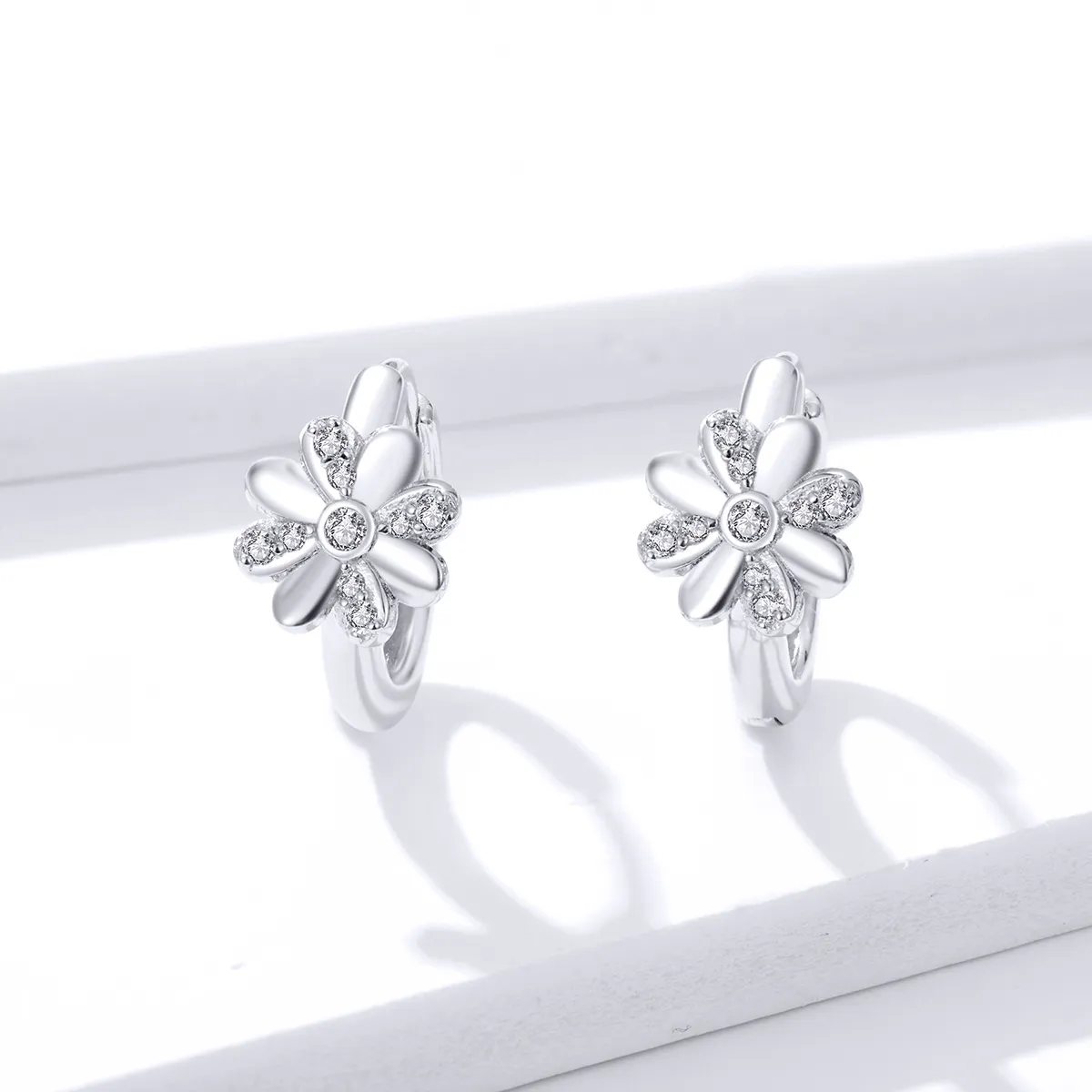 Pandora Style Silver Hoop Earrings, Daisy - BSE359