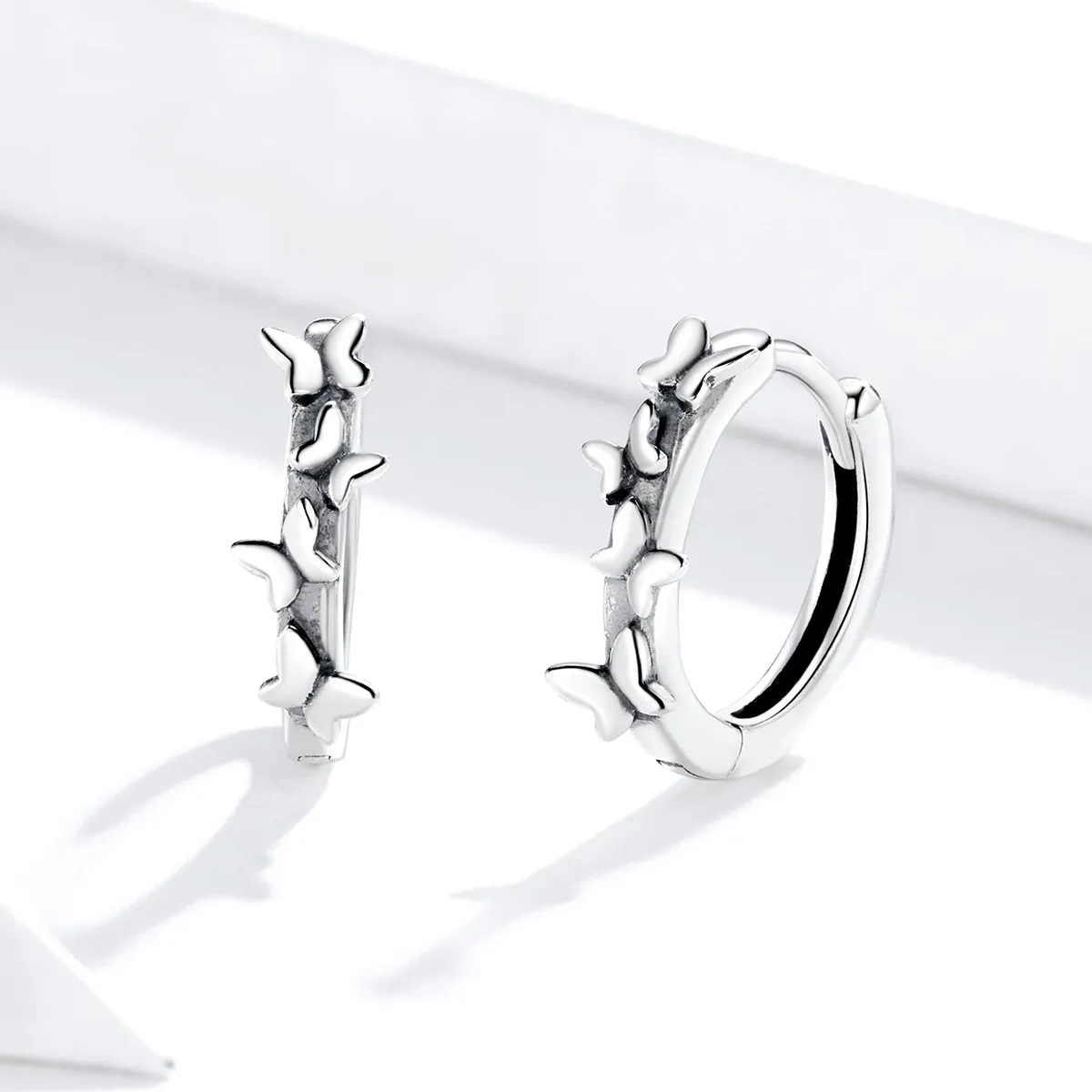 Pandora Style Silver Hoop Earrings, Elegant Butterfiles - SCE927