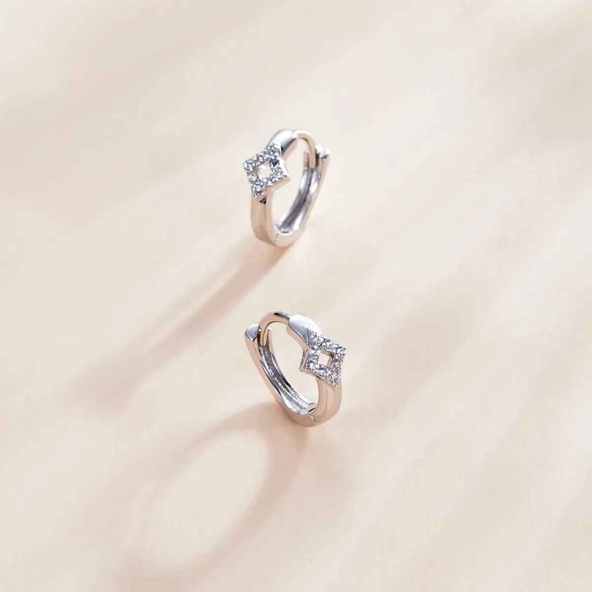 Pandora Style Silver Hoop Earrings, Shining Diamond - SCE1048