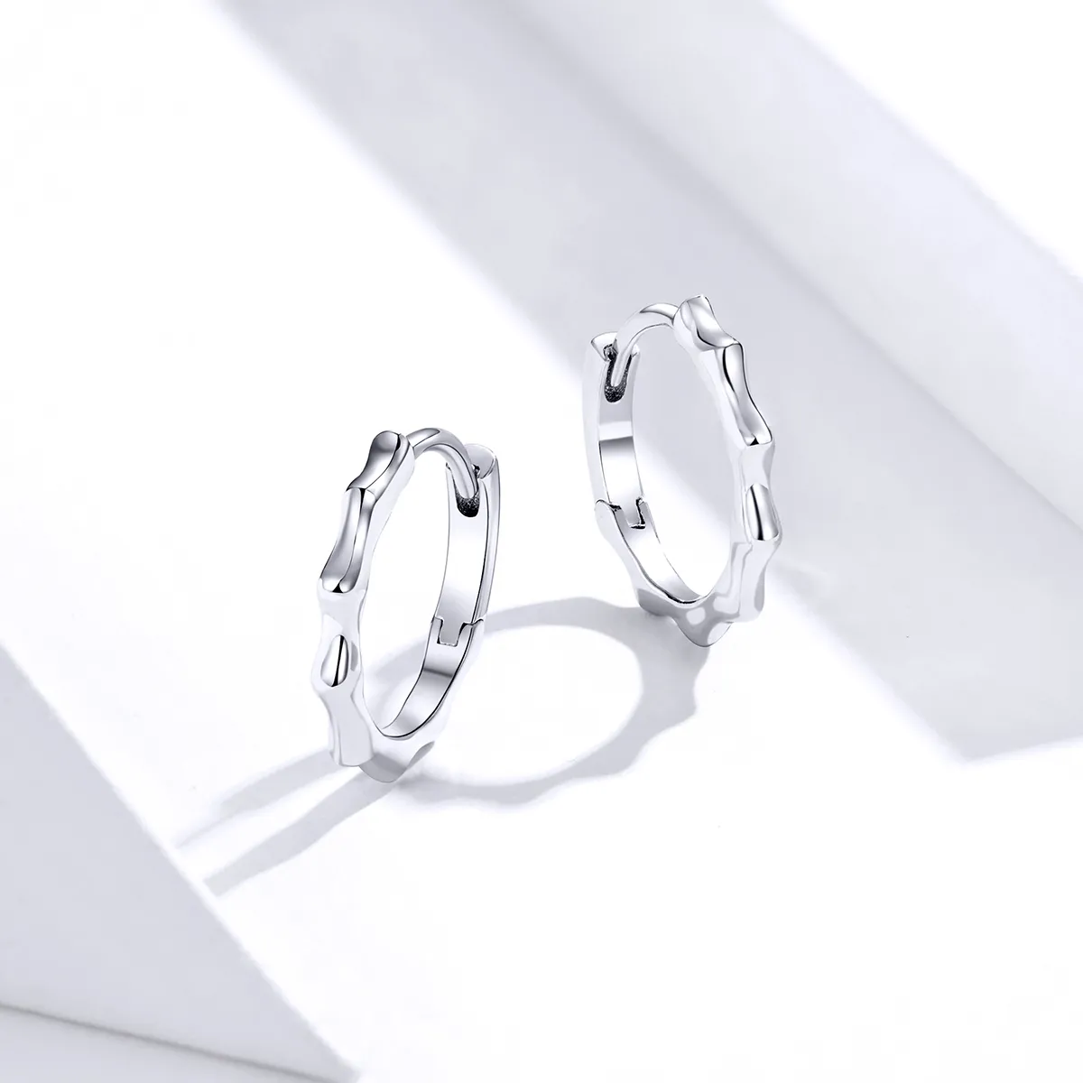 Pandora Style Silver Hoop Earrings, Simple Line - SCE843