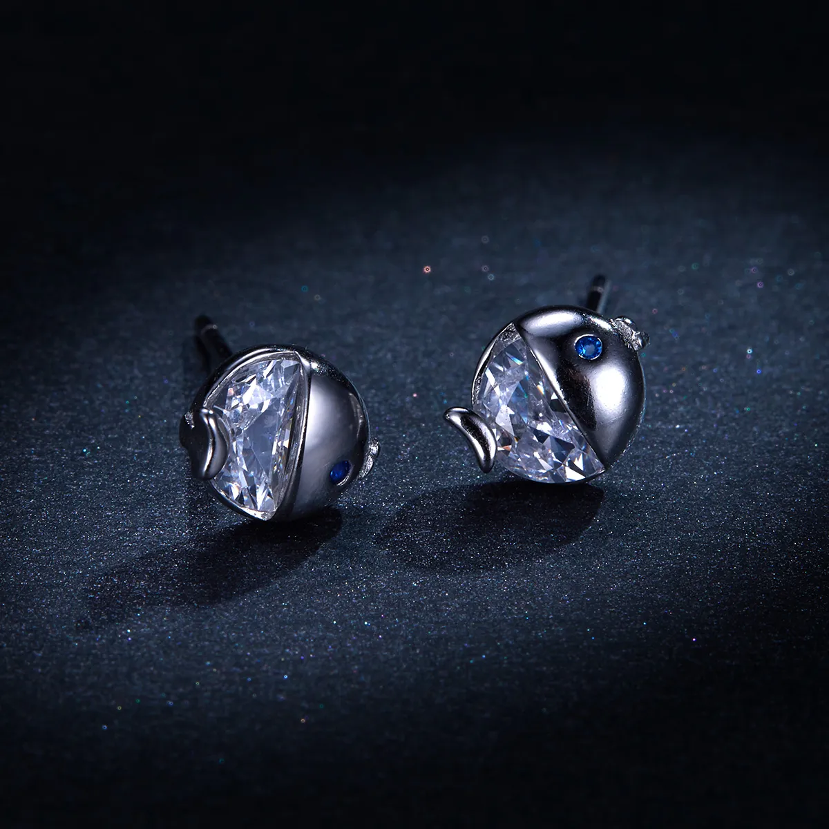 Pandora Style Silver Stud Earrings, Kiss Fish - BSE204