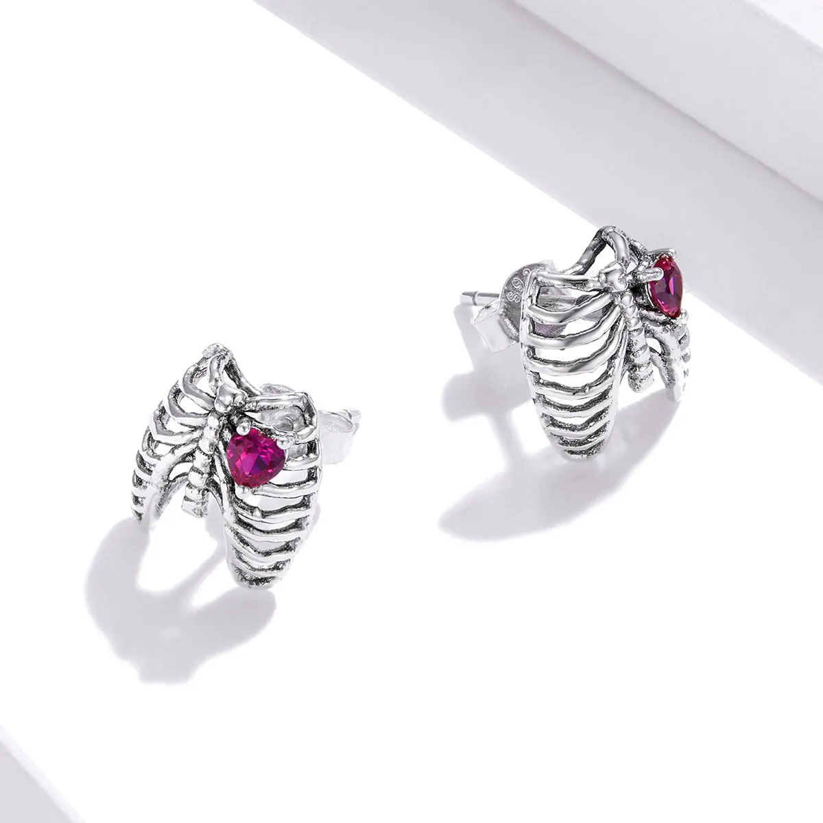 Pandora Style Silver Stud Earrings, Ribs - SCE970