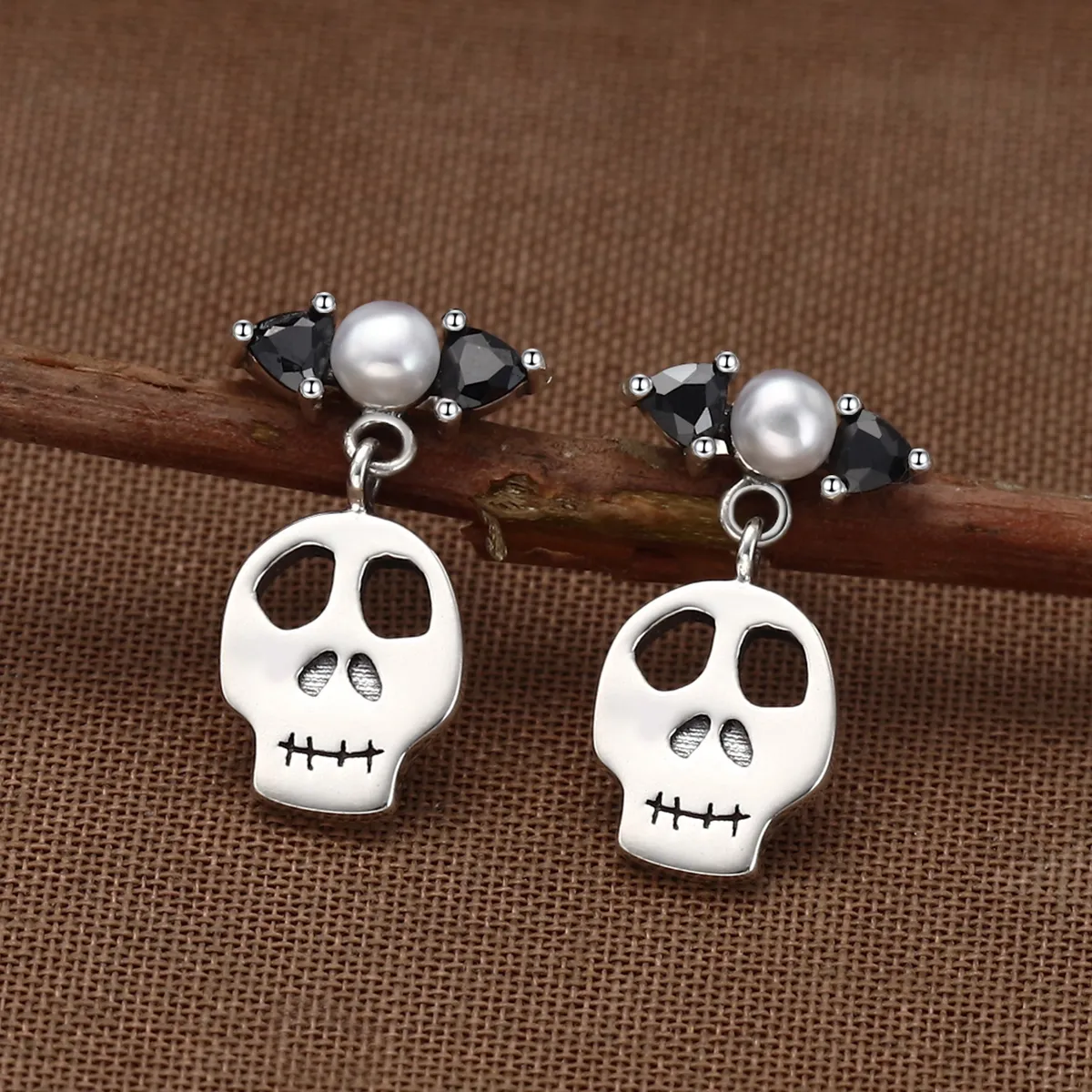 PANDORA Style Personality Skull Drop Earrings - VSE084