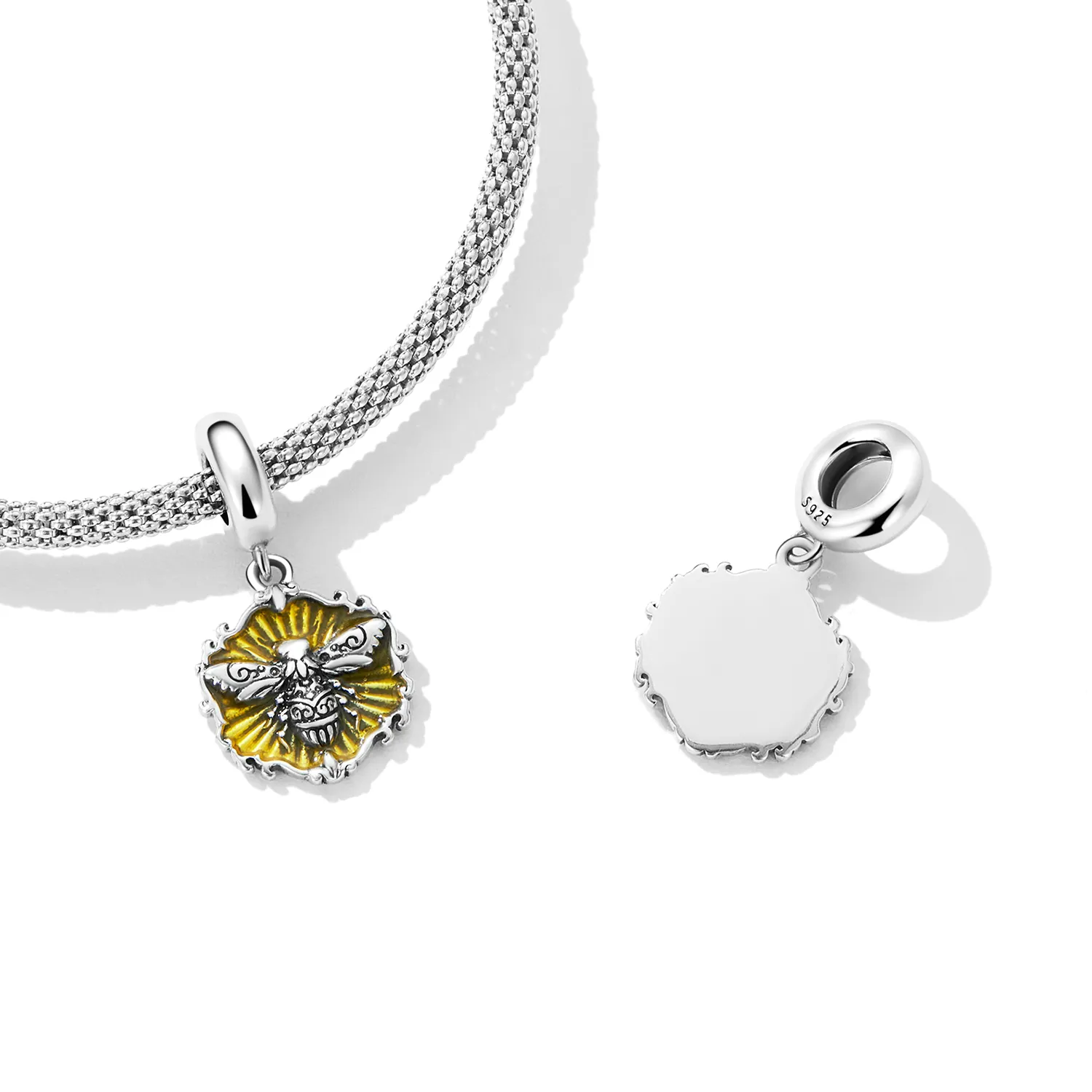 PANDORA Style Bee Dangle Charm - SCC2321