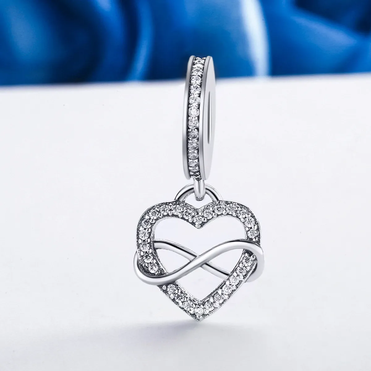 PANDORA Style Love Knows No Bounds Dangle Charm - SCC261