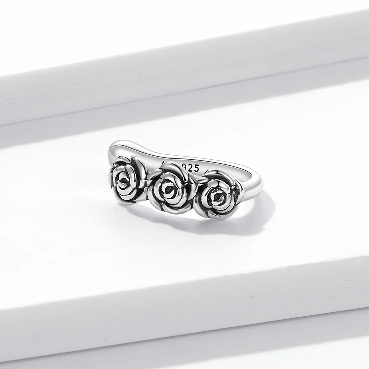 PANDORA Style Retro Rose Ear Clip - BSE582