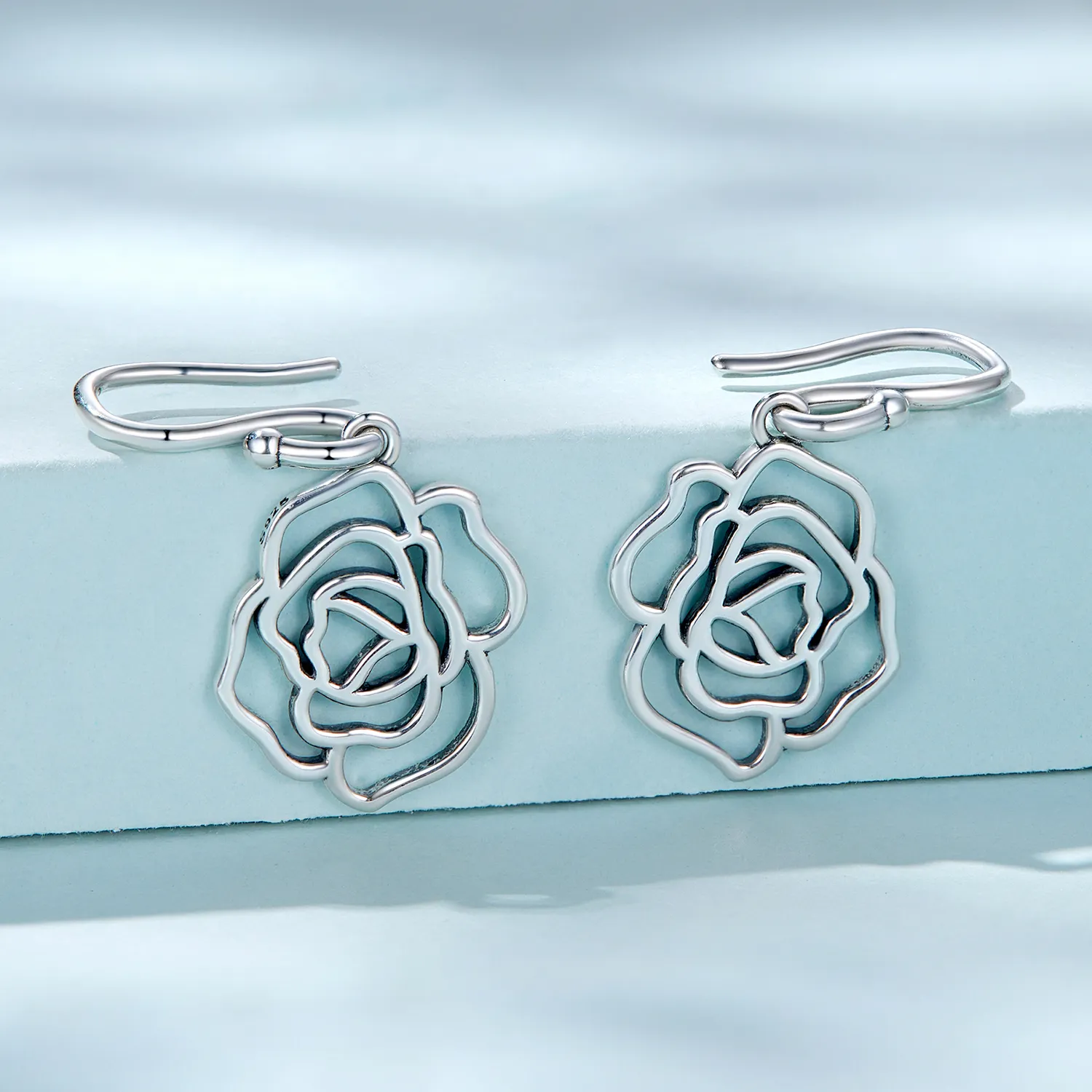 PANDORA Style Roses Drop Earrings - SCE1505