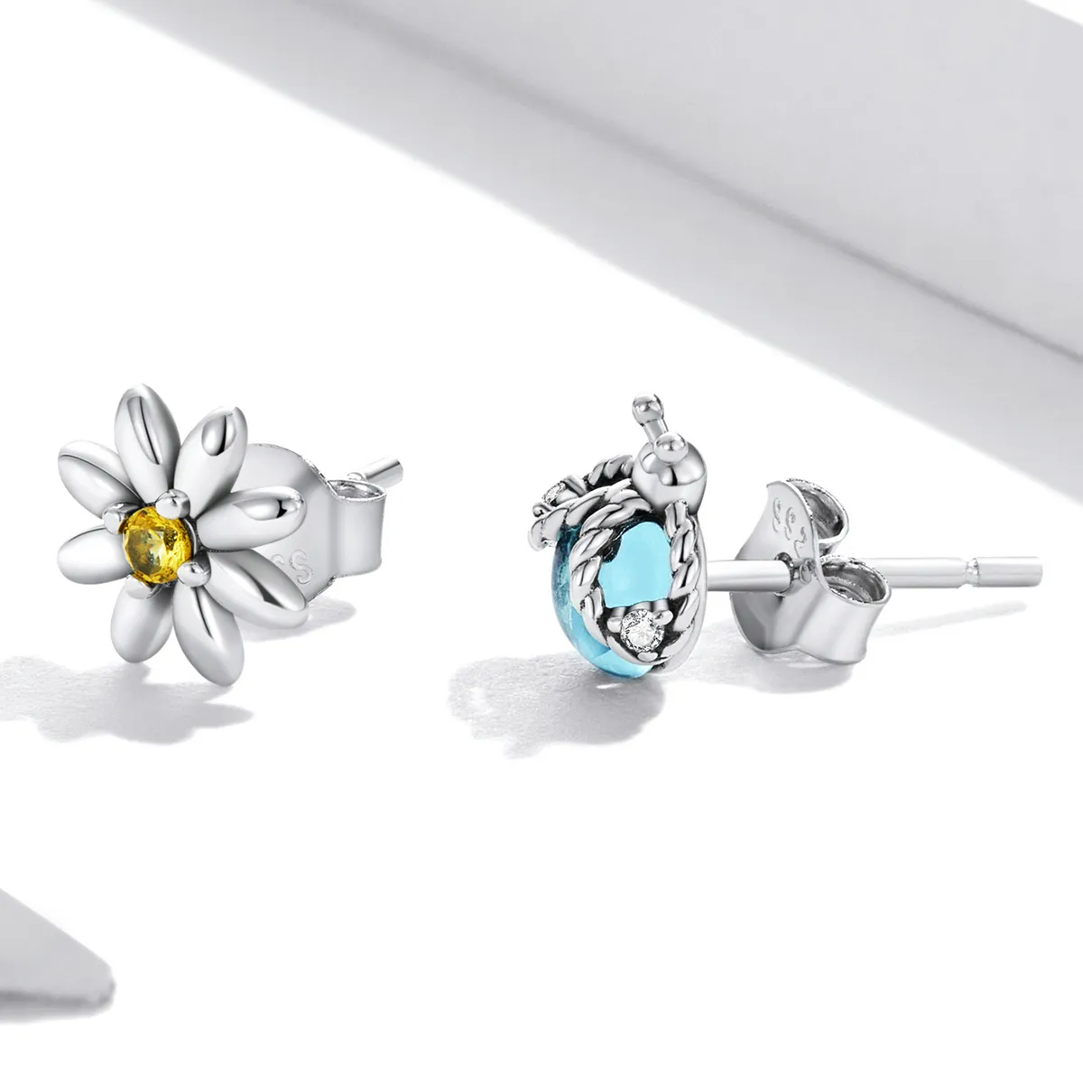 PANDORA Style Asymmetric Daisy Ladybug Stud Earrings - SCE1364