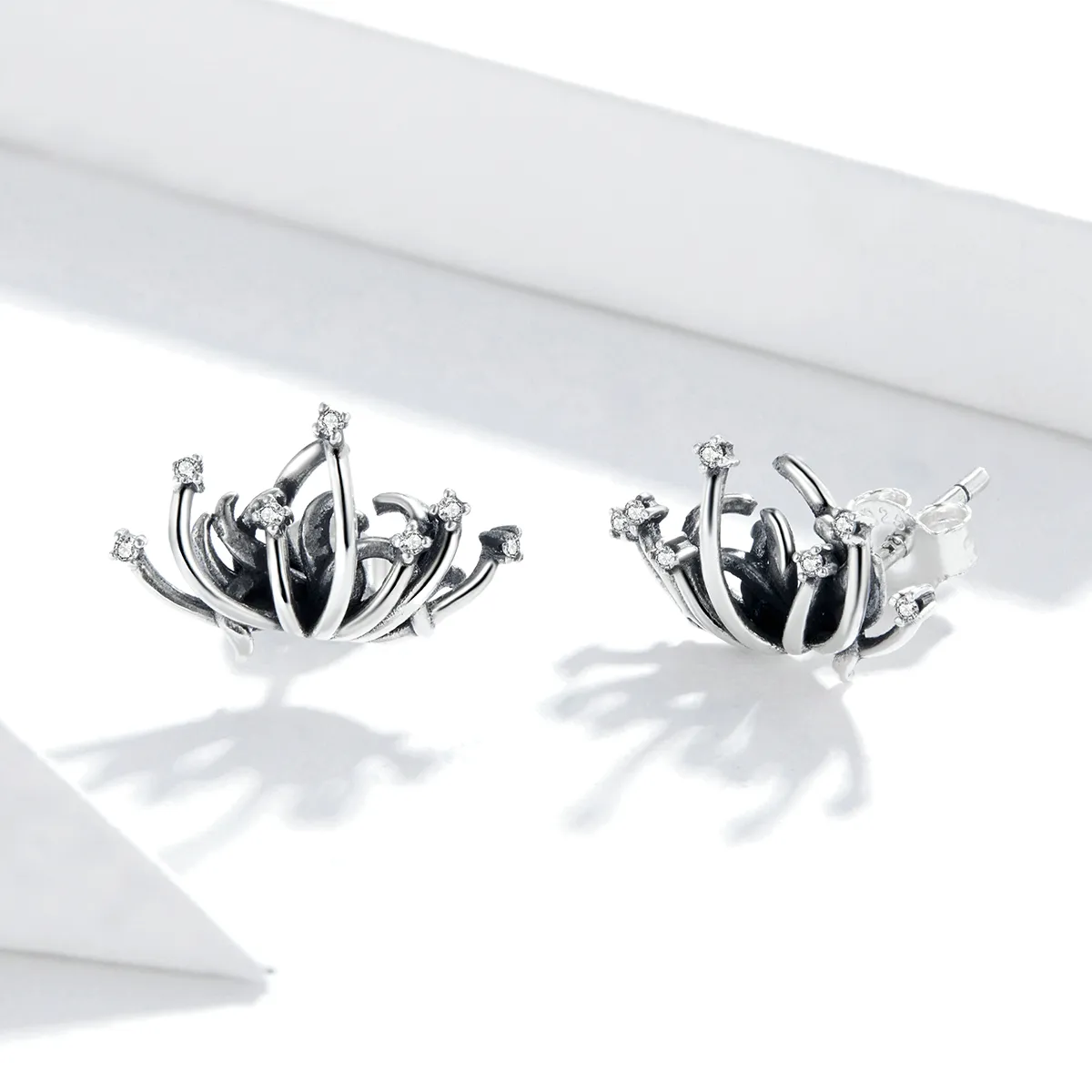 PANDORA Style Bana Stud Earrings - SCE940