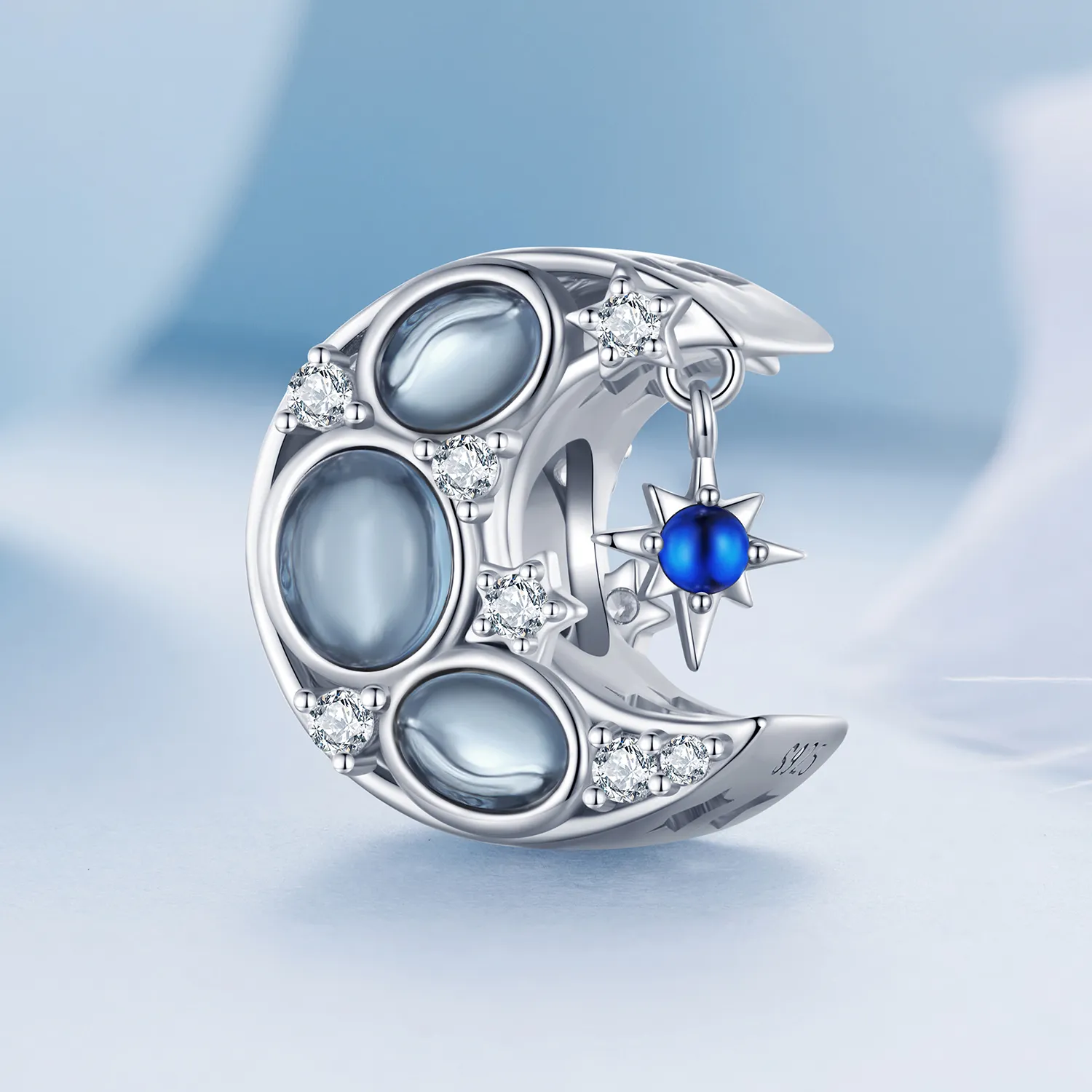 Pandora Style Moon Charm - BSC872