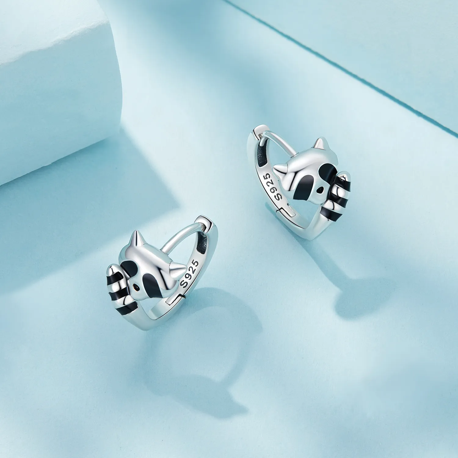 Pandora Style Raccoon Hoops Earrings - SCE1603