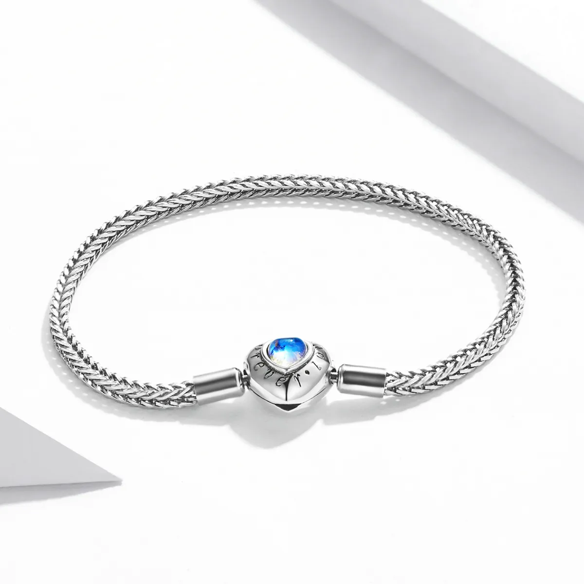 Pandora Style Heart Clasp Bracelet - SCB223