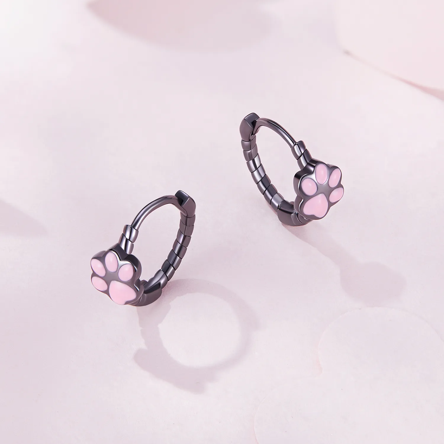 Pandora Style Black Cat Claw Hoop Earrings - SCE1576