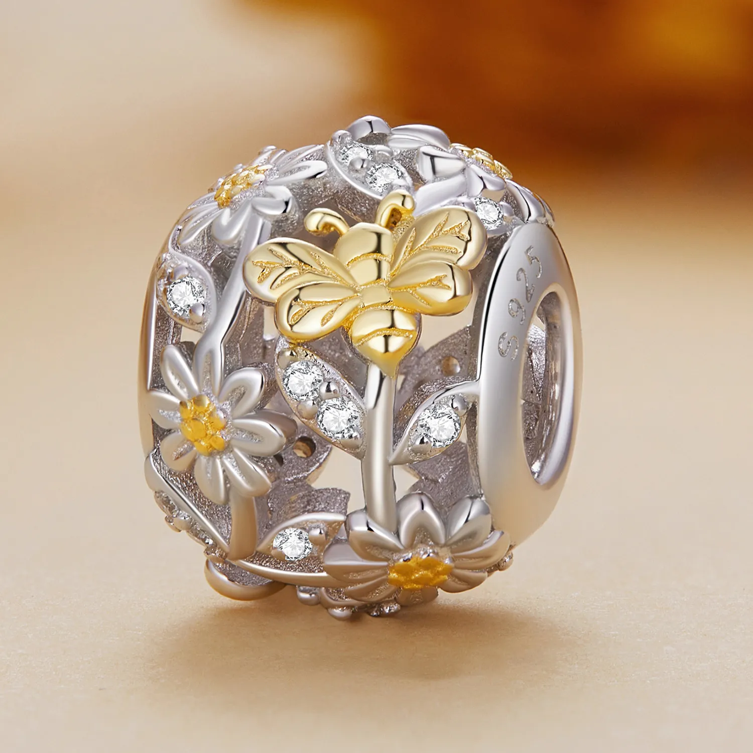 Pandora Style Daisy Bee Charm - BSC818!