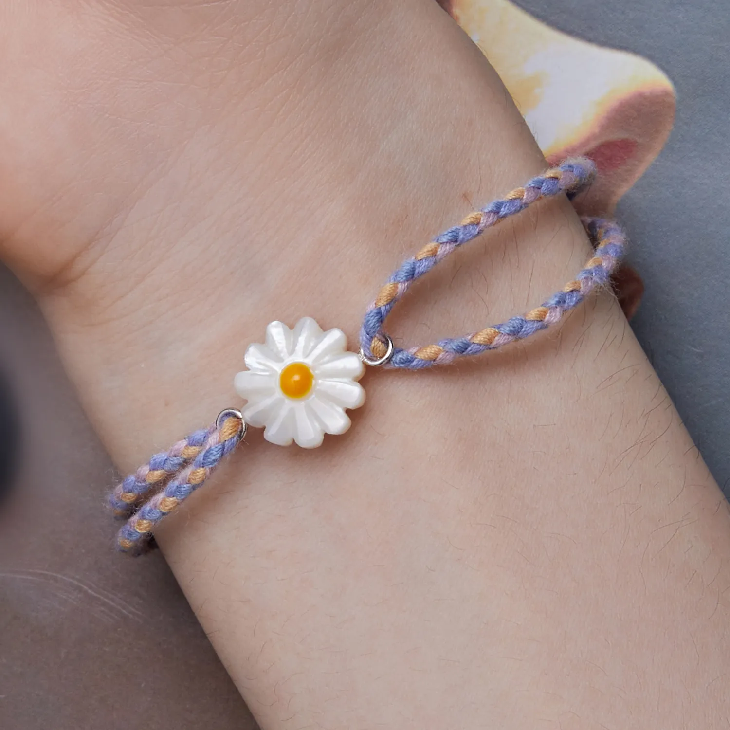 Pandora Style Daisy Cord Bracelet - SCB250