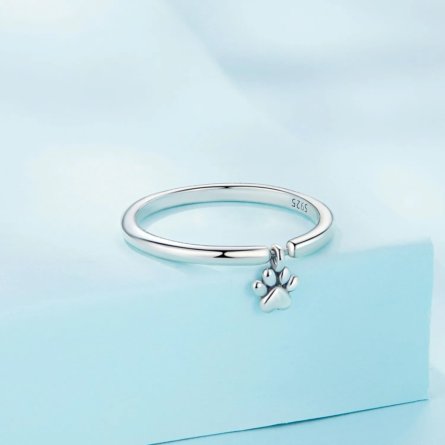 Pandora Style Dog Paw Ring - SCR892