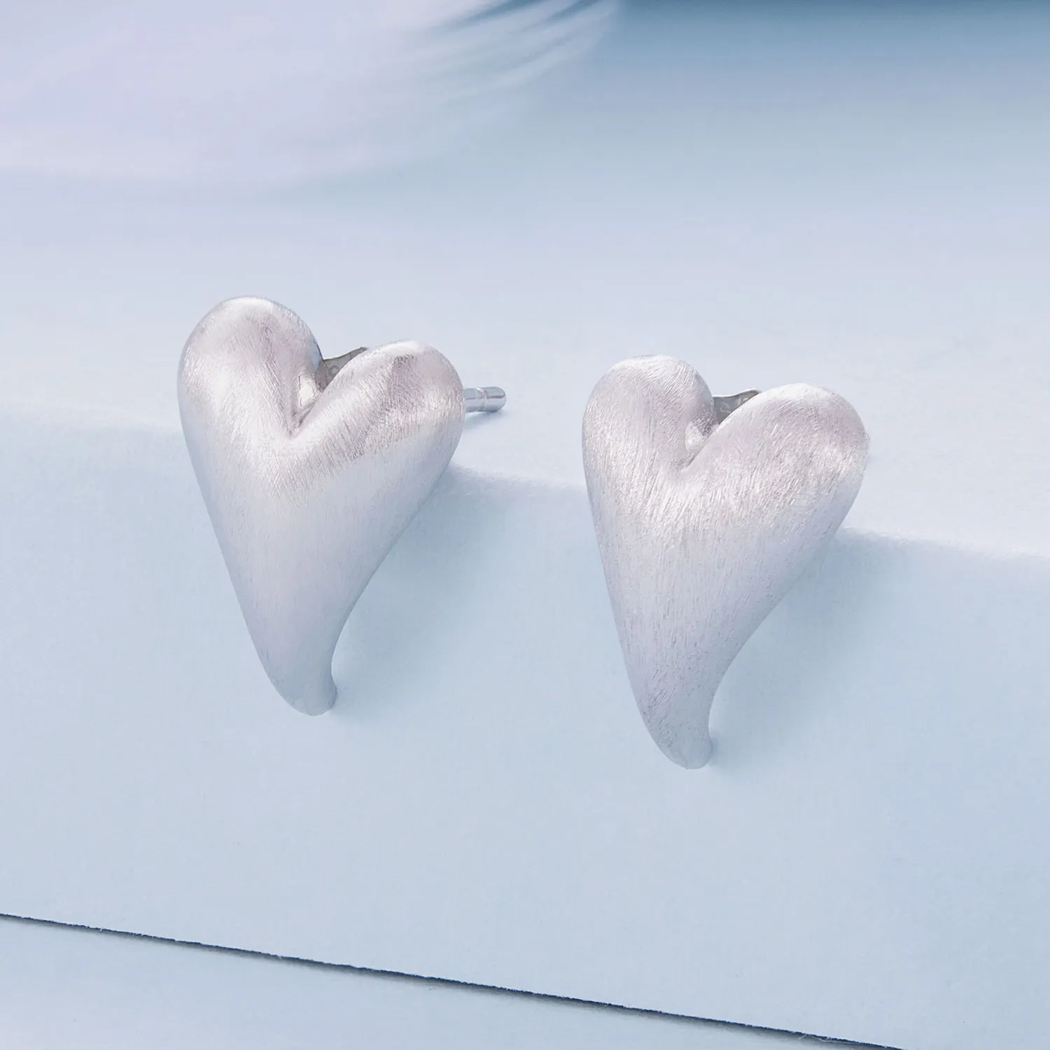 Pandora Style Heart-Shaped Studs Earrings - BSE916!