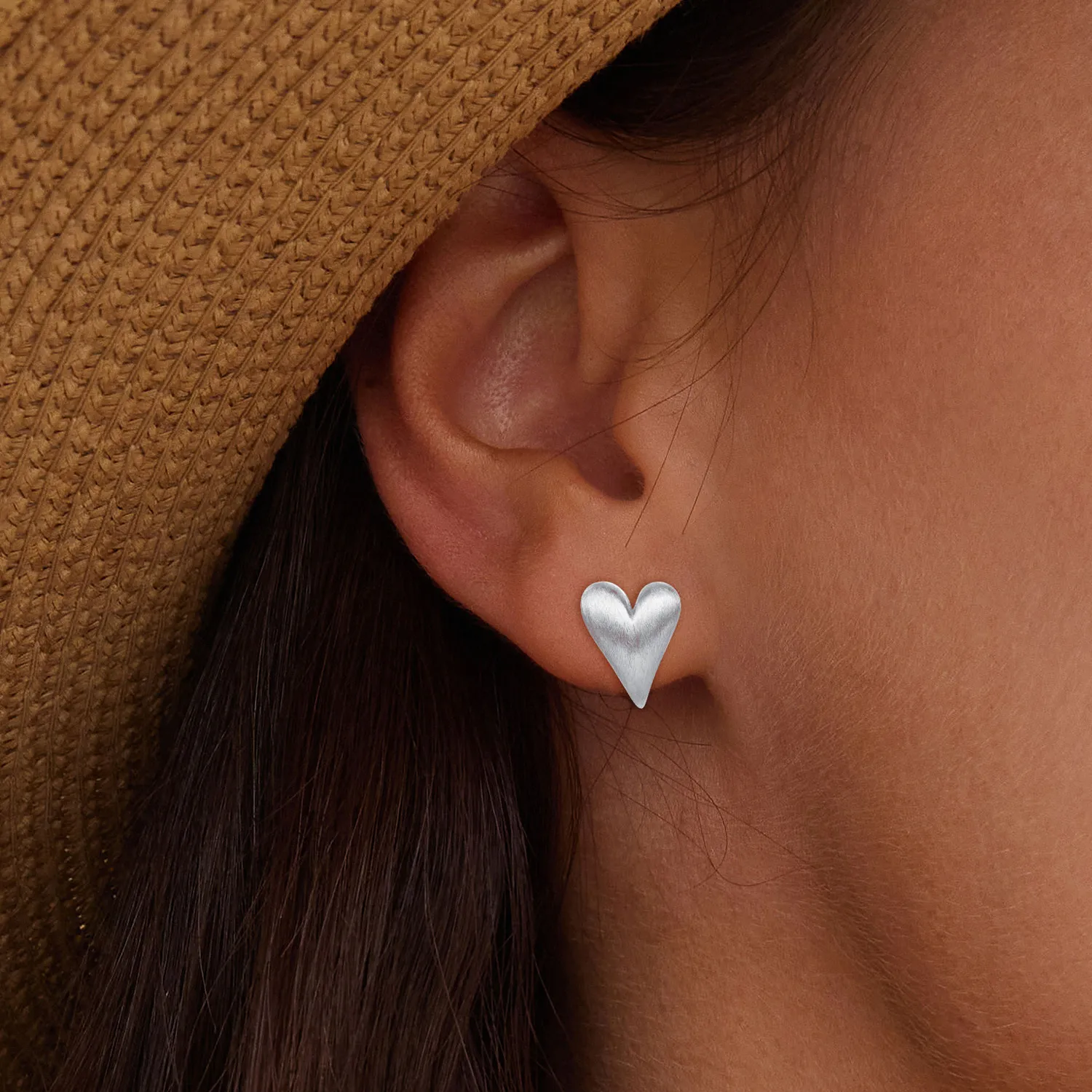 Pandora Style Heart-Shaped Studs Earrings - BSE916!