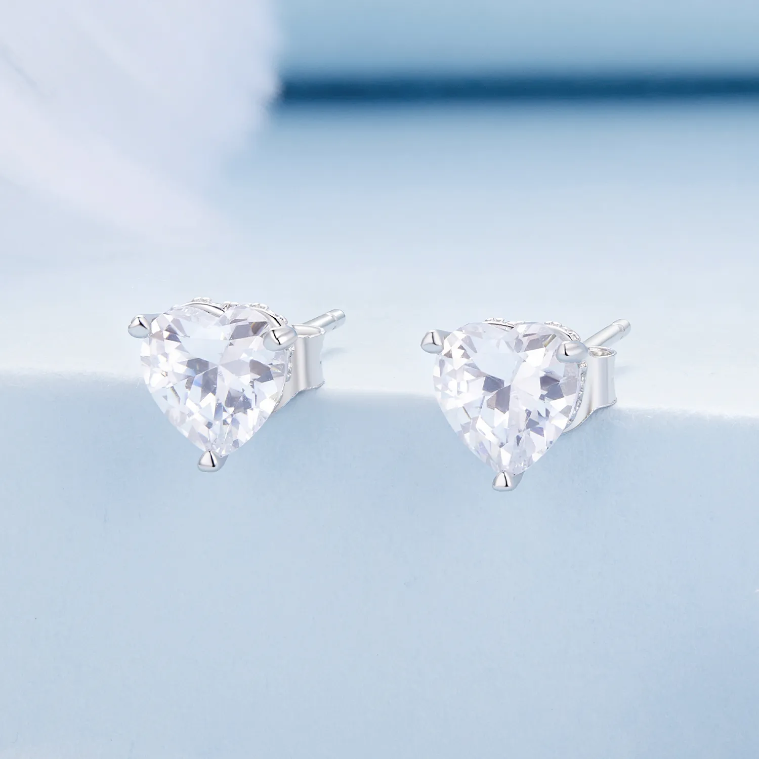 Pandora Style Sparkling Heart Studs Earrings - BSE853