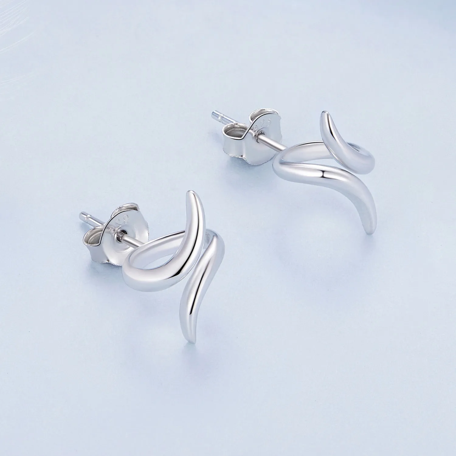 Pandora-inspired Headphones Stud Earrings - BSE903