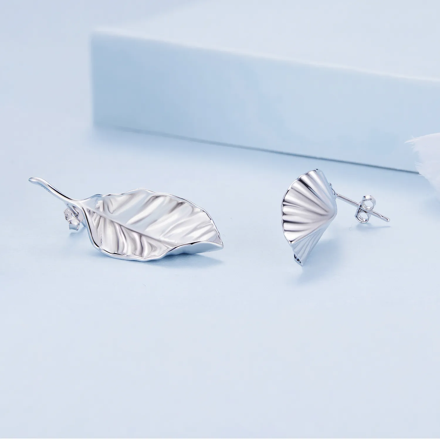 Pandora-inspired Leaves Studs Earrings - BSE812