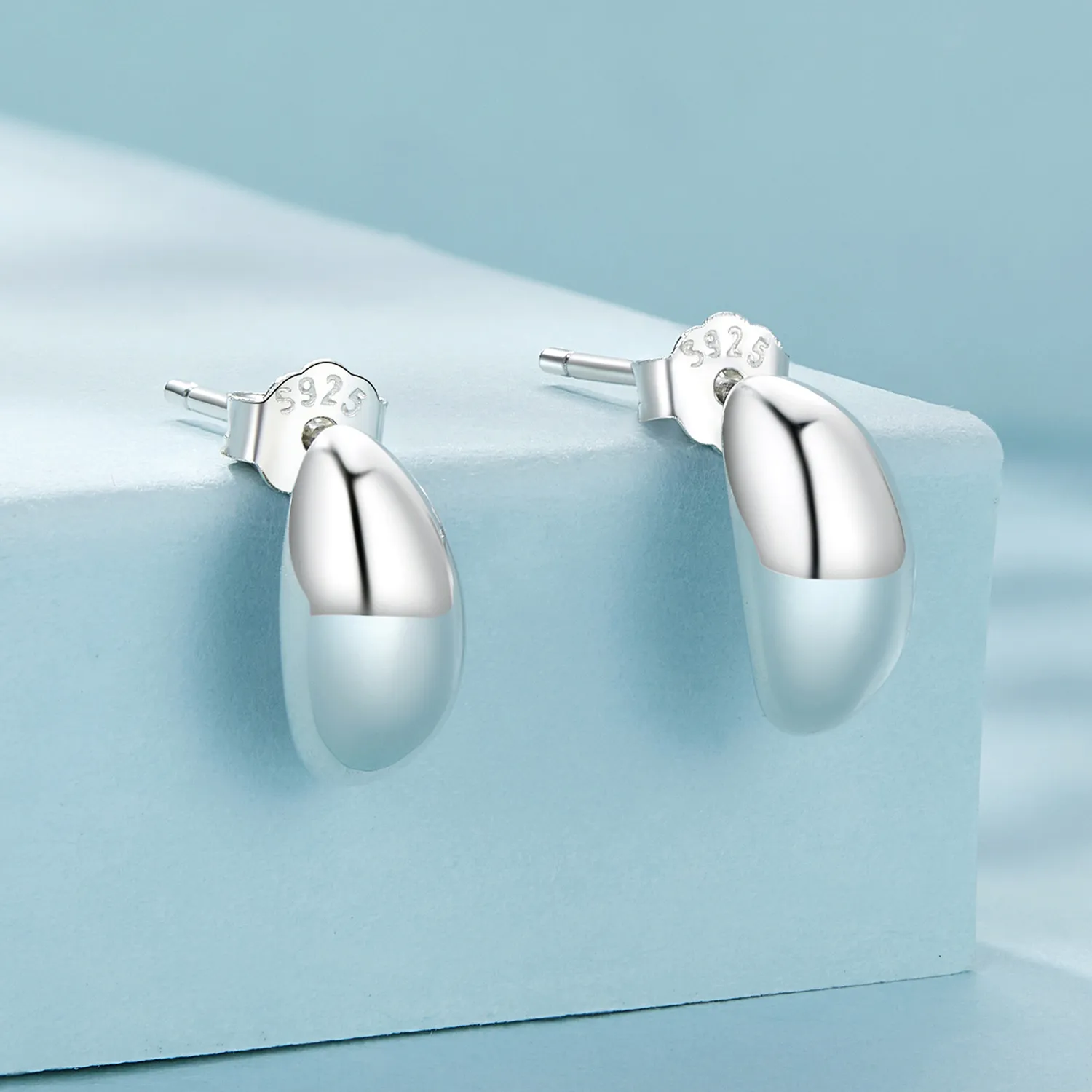 Pandora-inspired Moon Studs Earrings - SCE1632