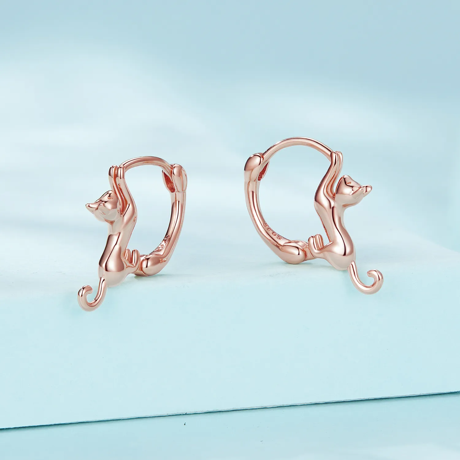 Pandora-style Cat Hoop Earrings - SCE1488-LC!