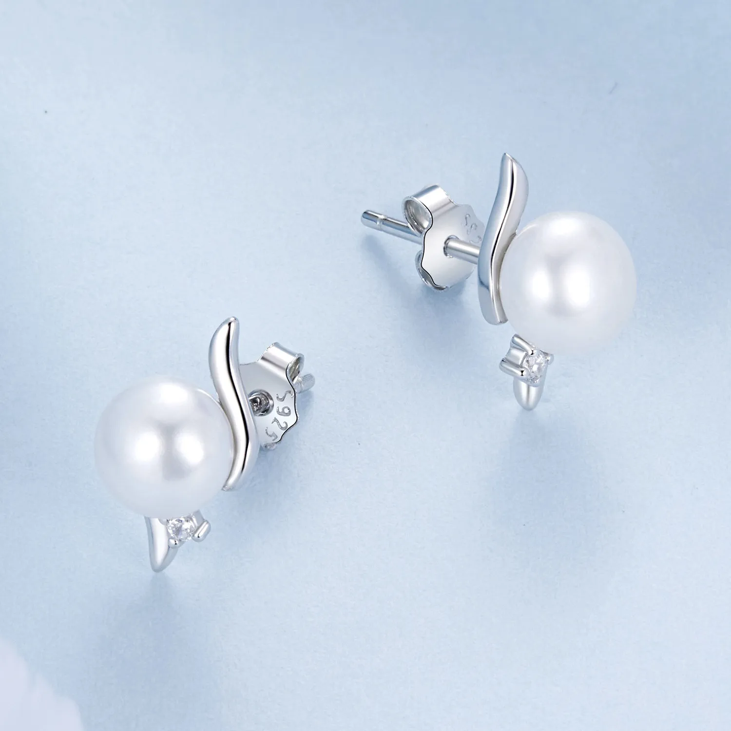 PANDORA Style Natural Pearl Earrings - BSE961