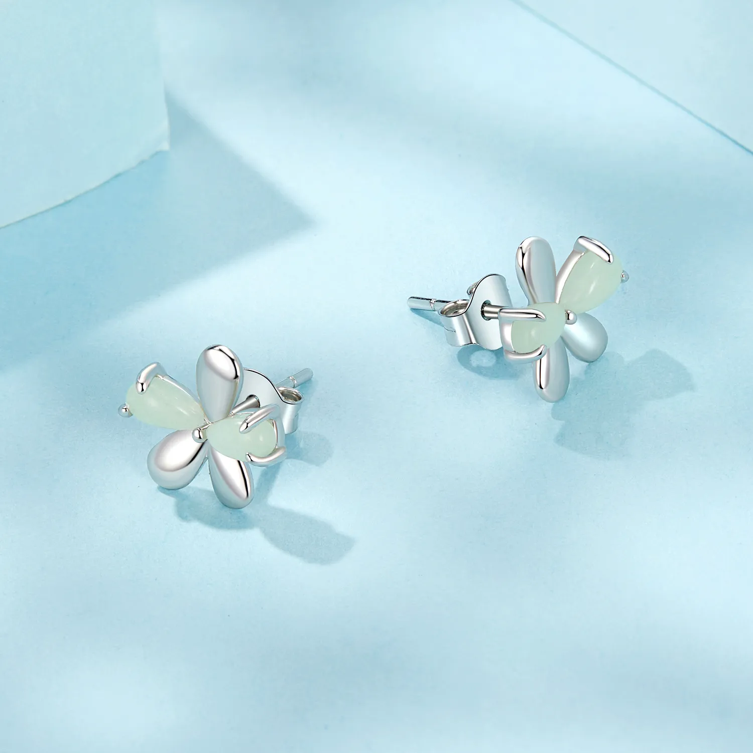 PANDORA Style Luminous Flower Earrings - SCE1714