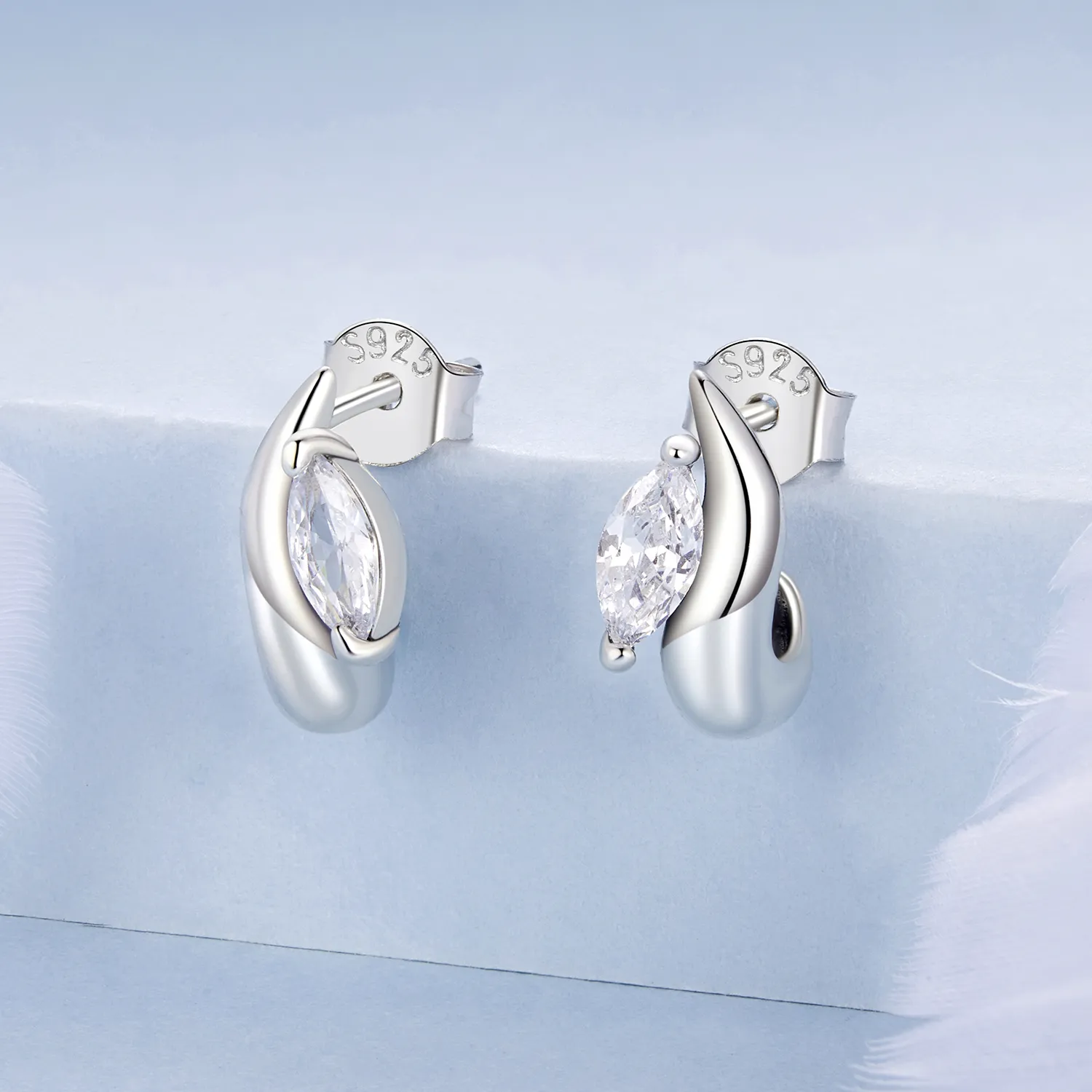 PANDORA Style Simple Marquise Stud Earrings - BSE971