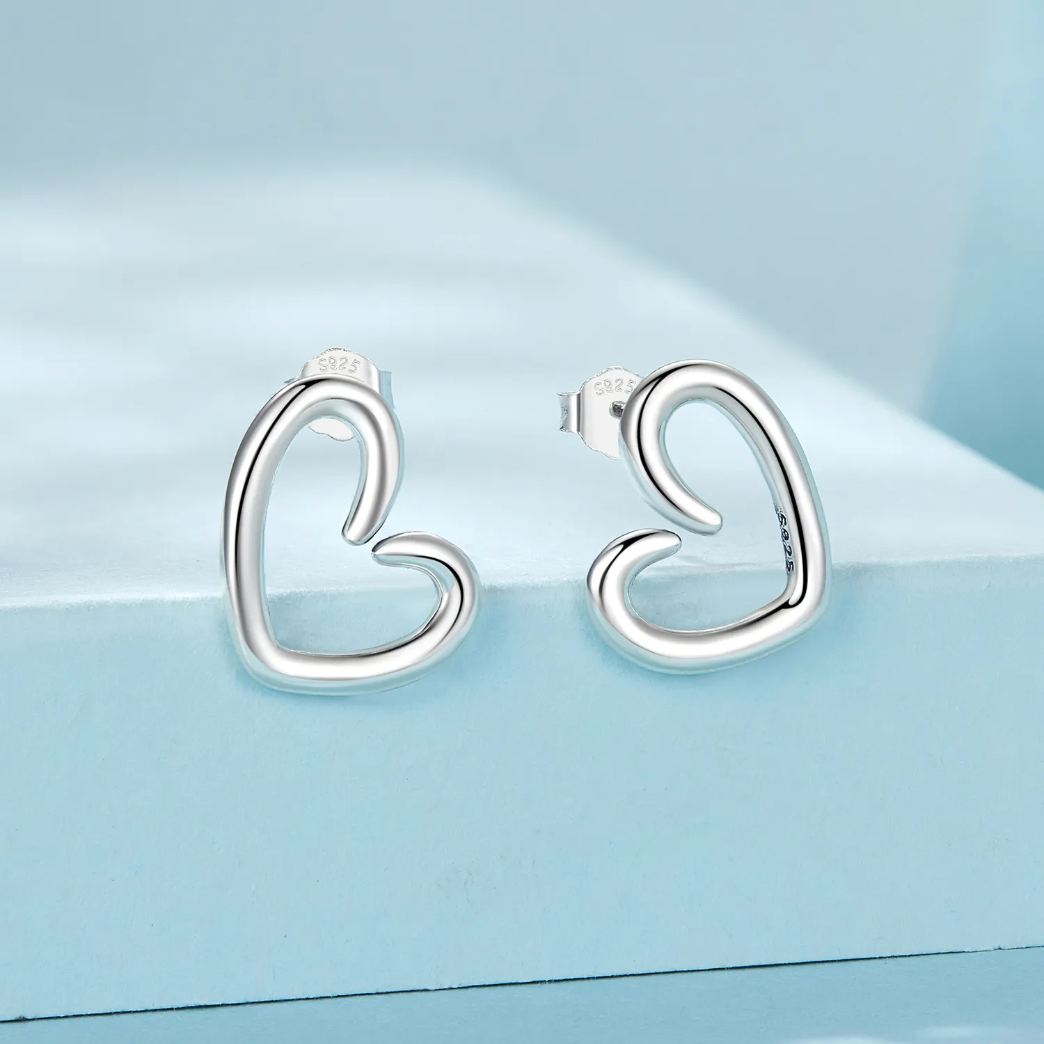 PANDORA Style Heart earrings - SCE1769