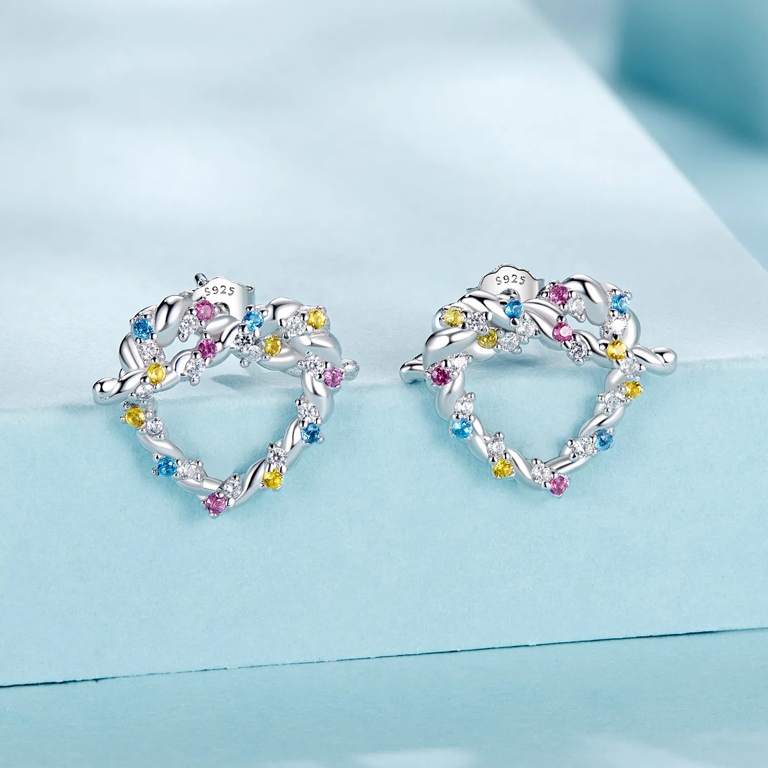 PANDORA Style Heart twist earrings - SCE1776