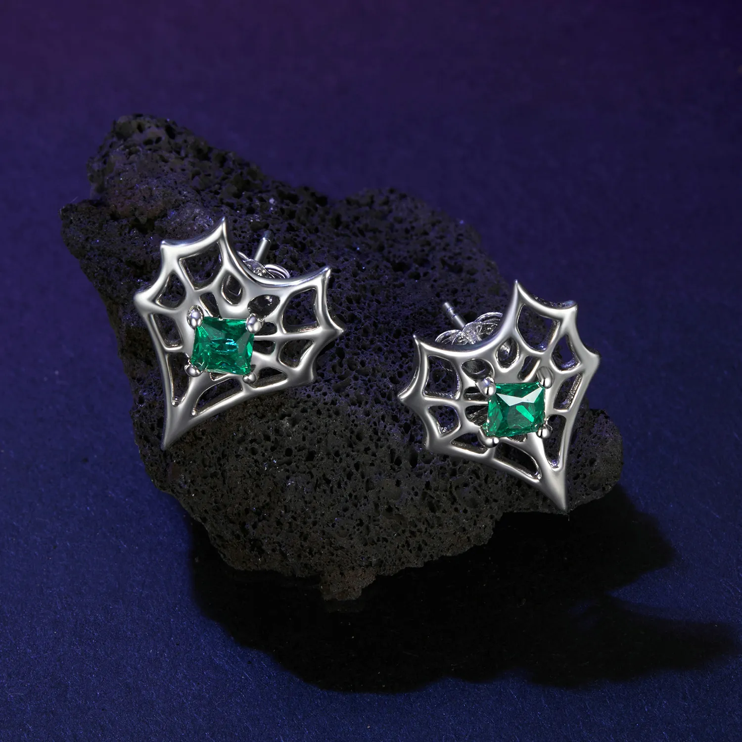 PANDORA Style Heart-Shaped Spider Web Earrings - SCE1797