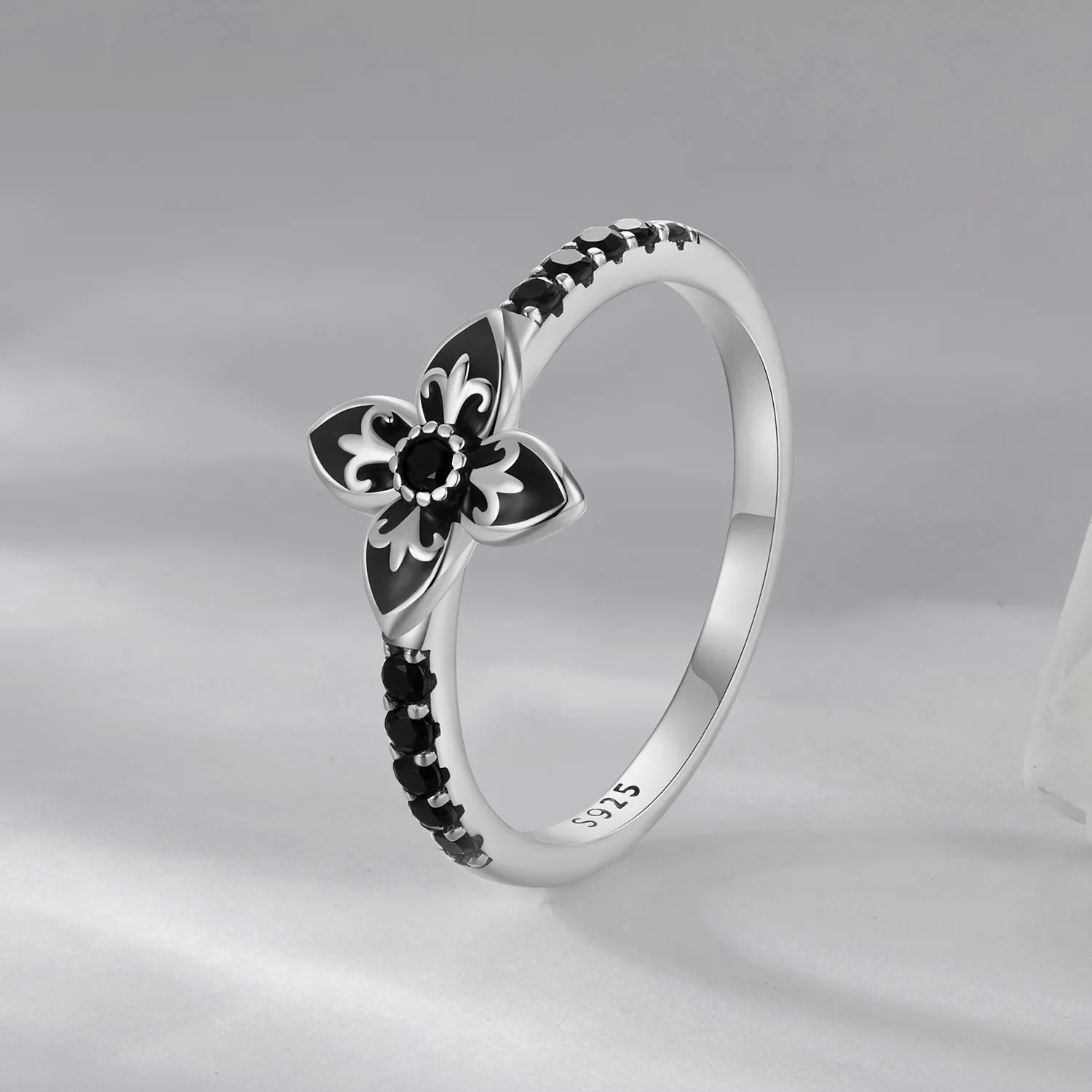 PANDORA Style Night Flower Ring - SCR1075