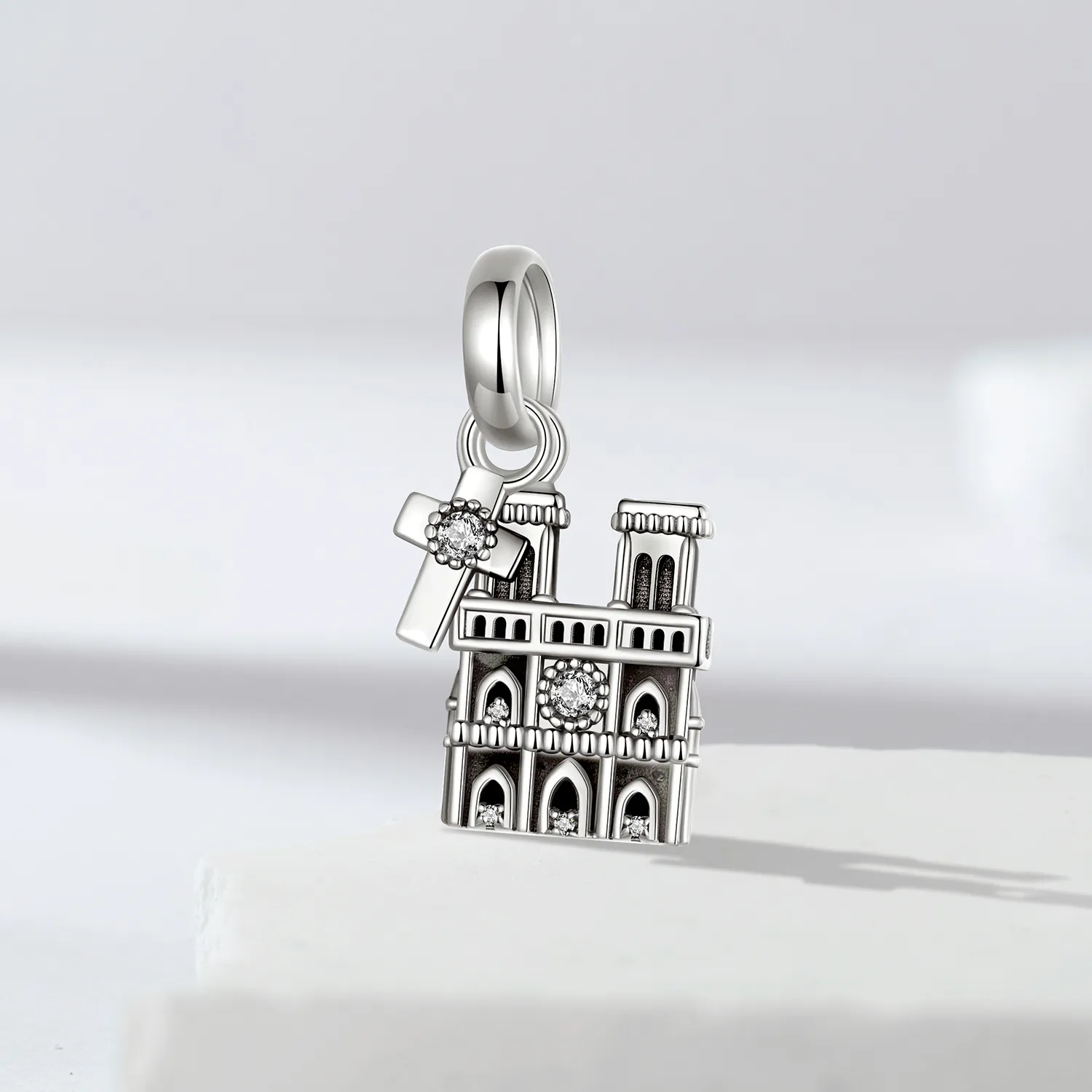 PANDORA Style Notre Dame de Paris Pendant - SCC2873