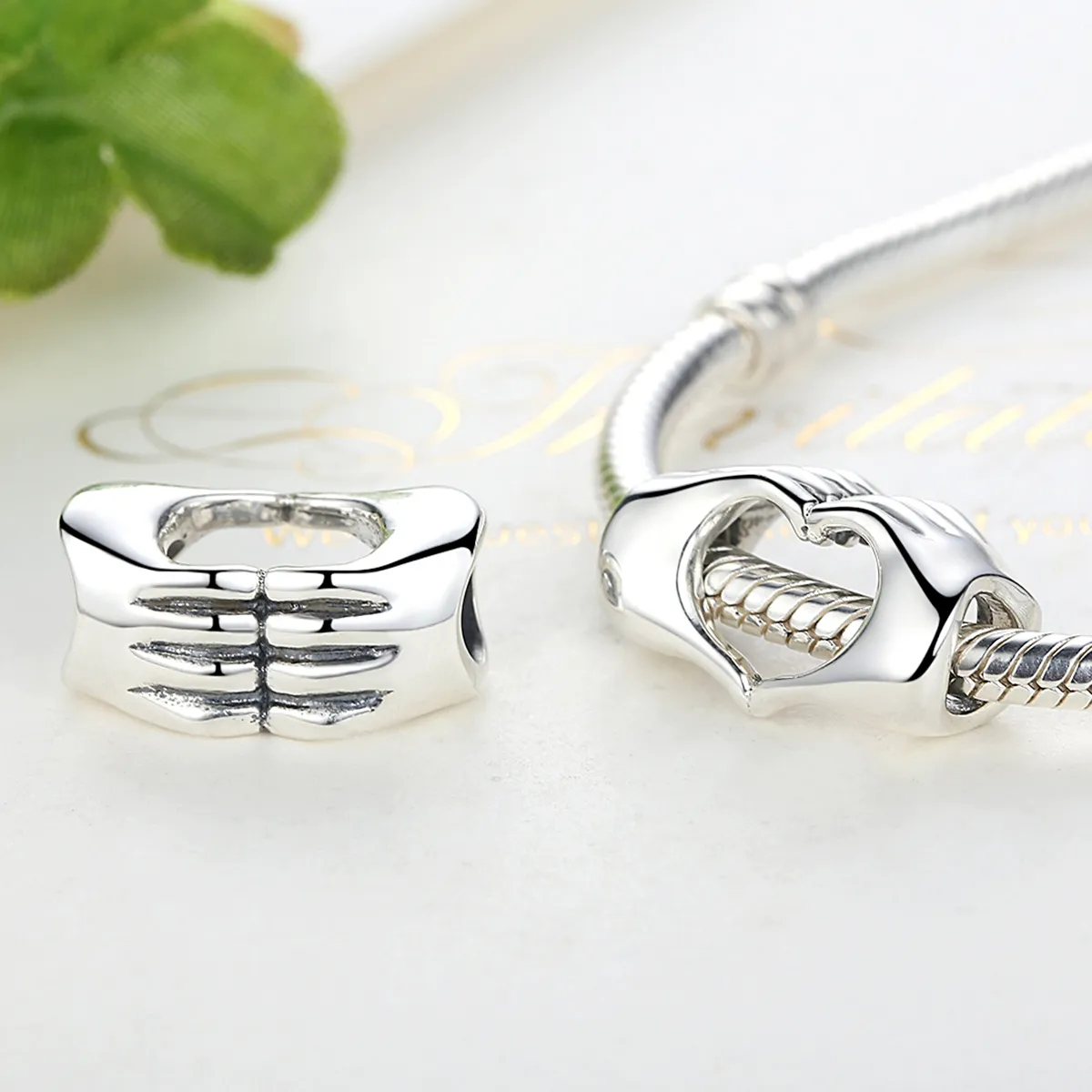 Silver Hands with Love Charm - PANDORA Style - SCC125