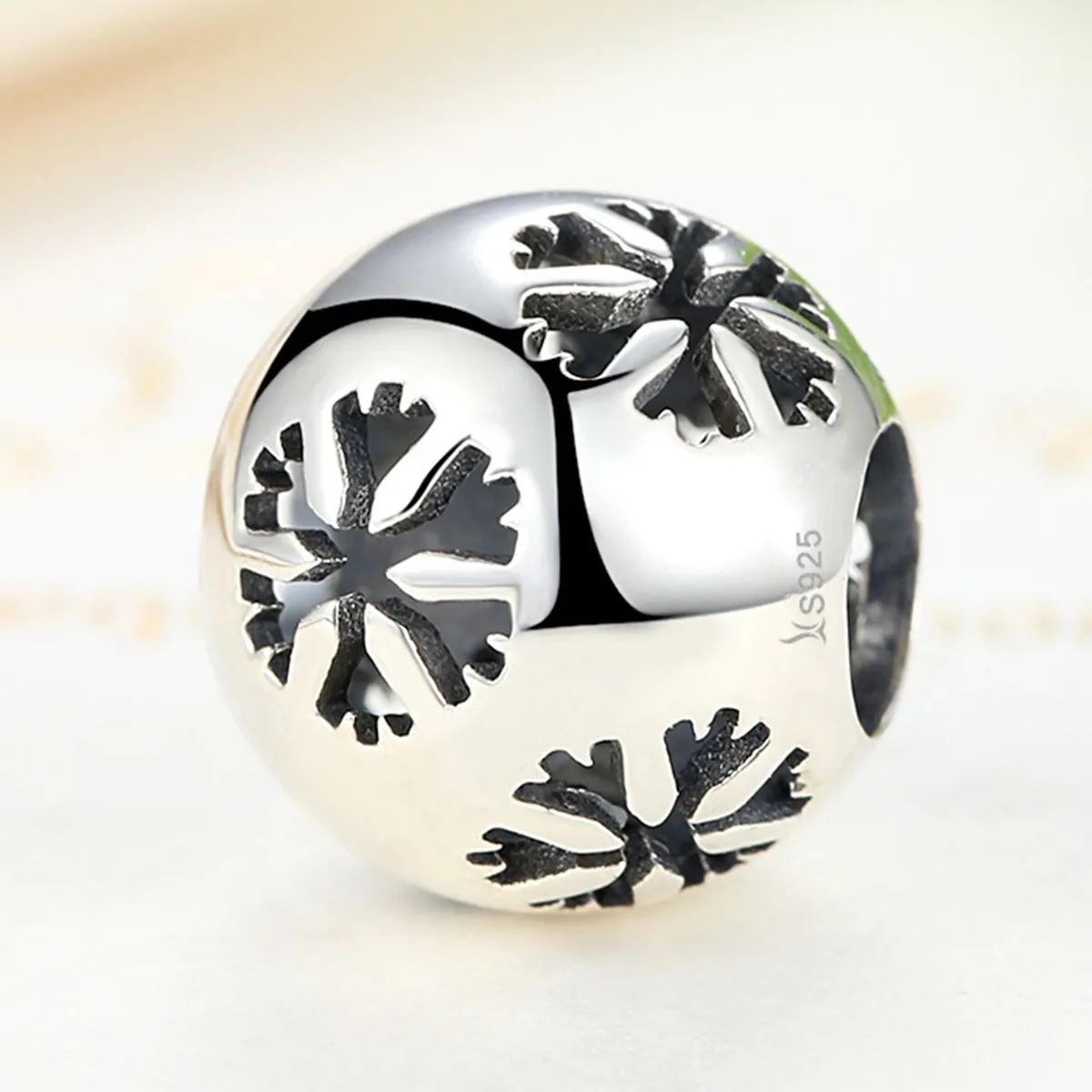 Silver Snowflake Charm - PANDORA Style - SCC070