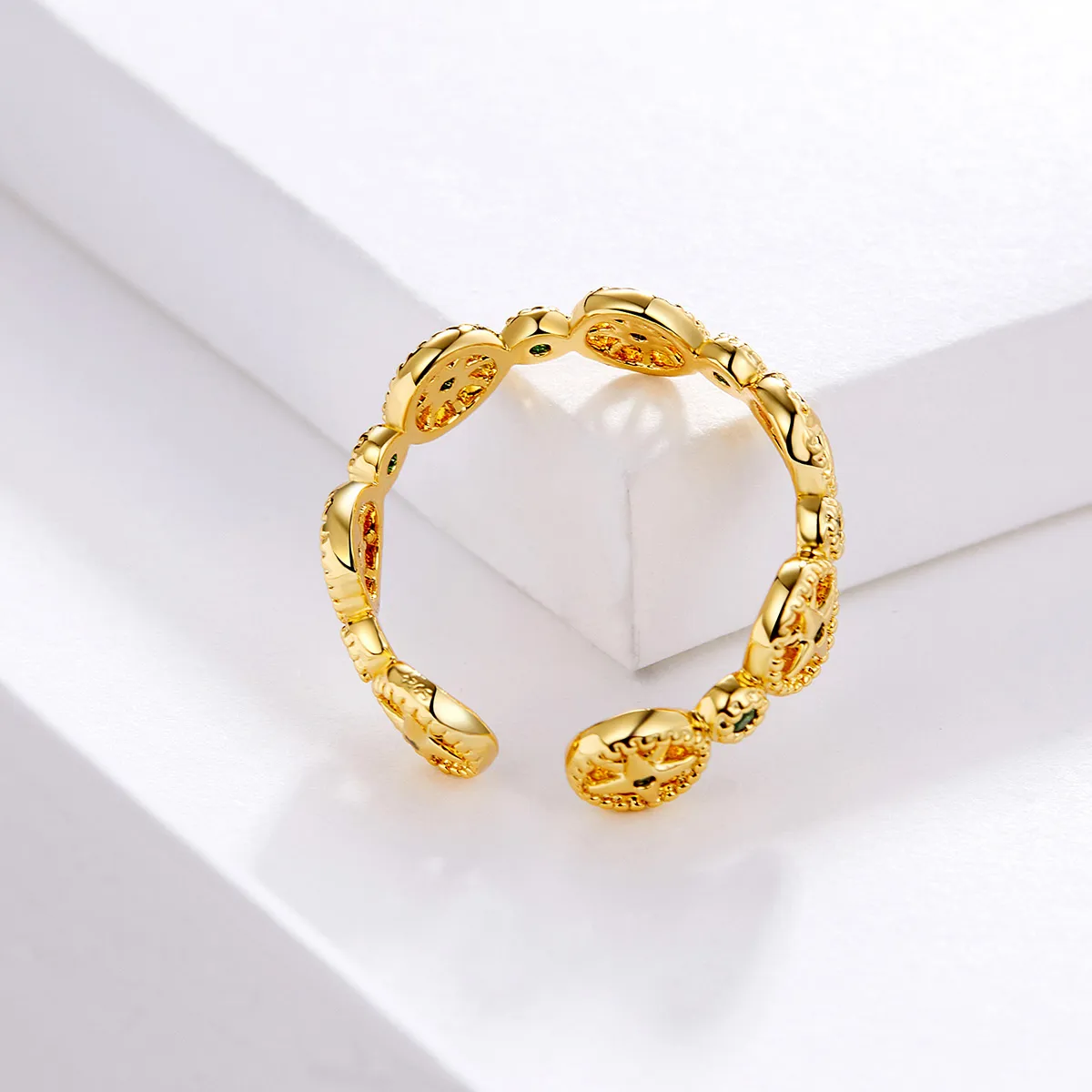 Gold-Plated Shiny Star Ring - PANDORA Style - SCR518